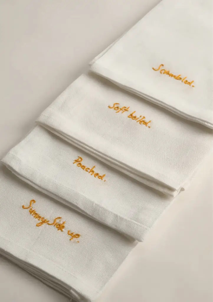 thecuralistliving_lajambu_handembroidered naptkins