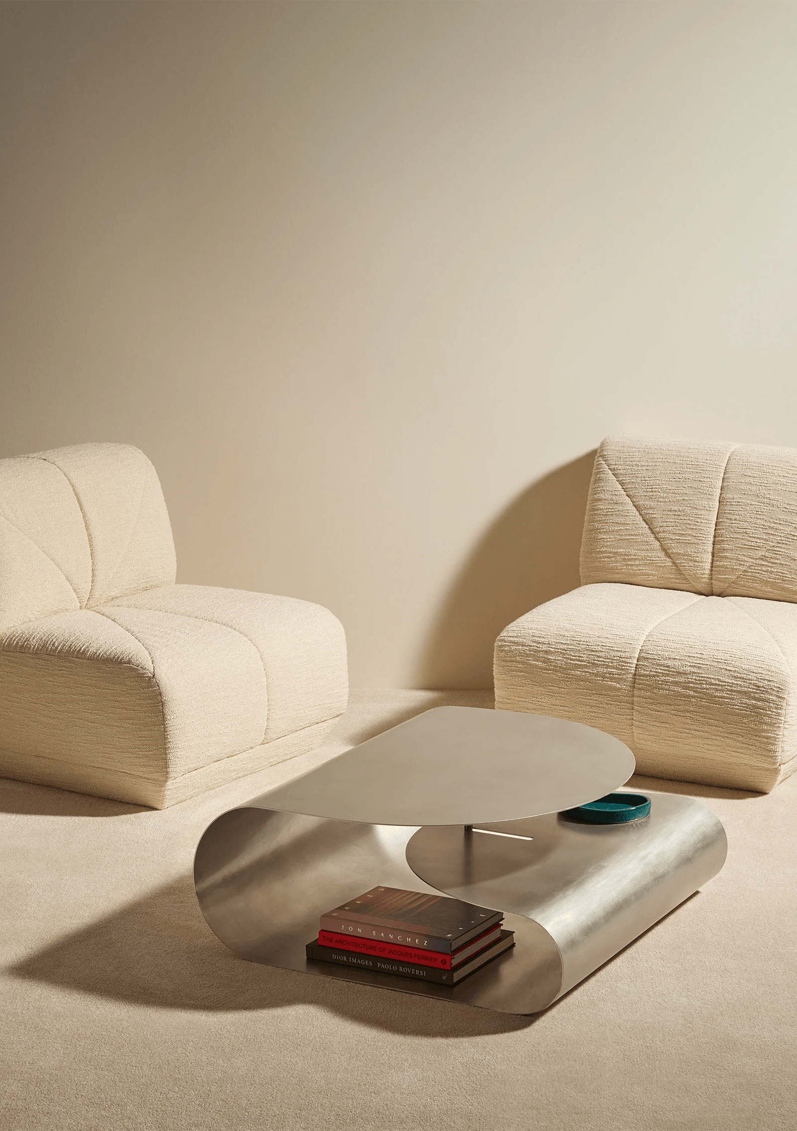 thecuralistliving_maisonsarahlavoine_coffeetable