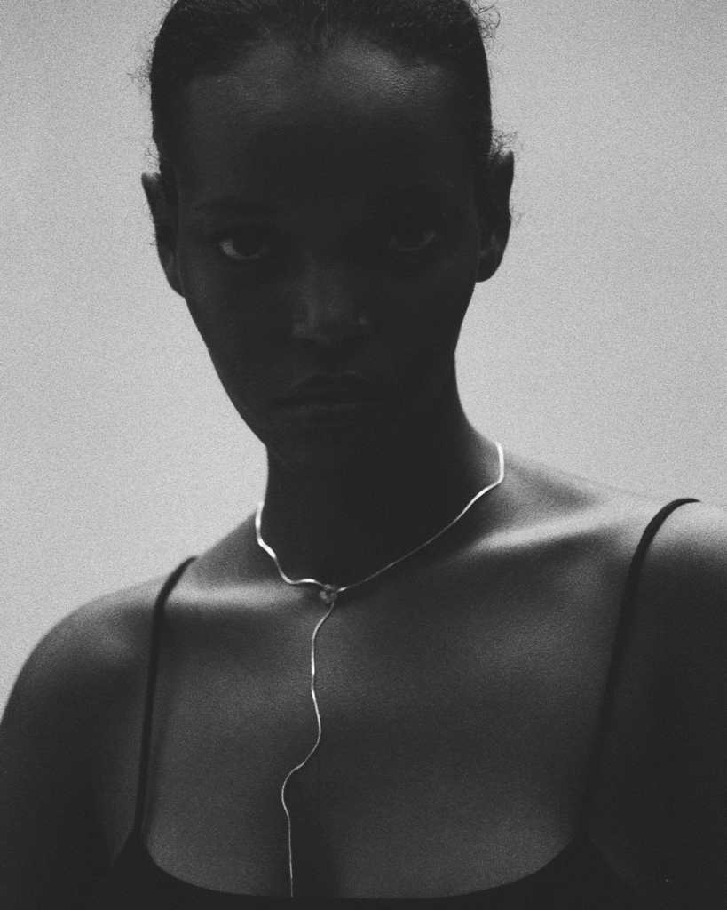 A List of 10 curated objects and pieces essential pieces blending culture, design, and fashion, selected for discerning and curious readers. Here a jewellery of