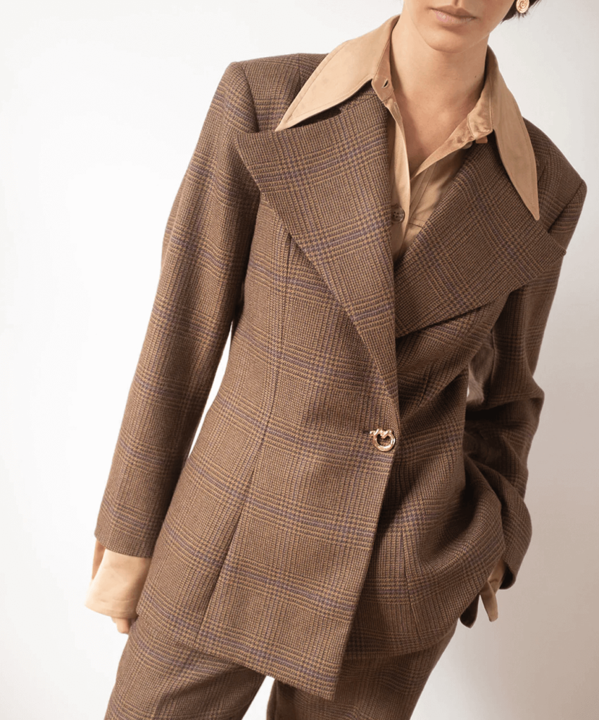 Thecuralist-leilablazer-rejinapyo-thereturnofthetailoring